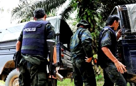 komando lahad datu http://www.buletinonline.net/images/stories/aberita17/komando%20lahad%20datu.jpg